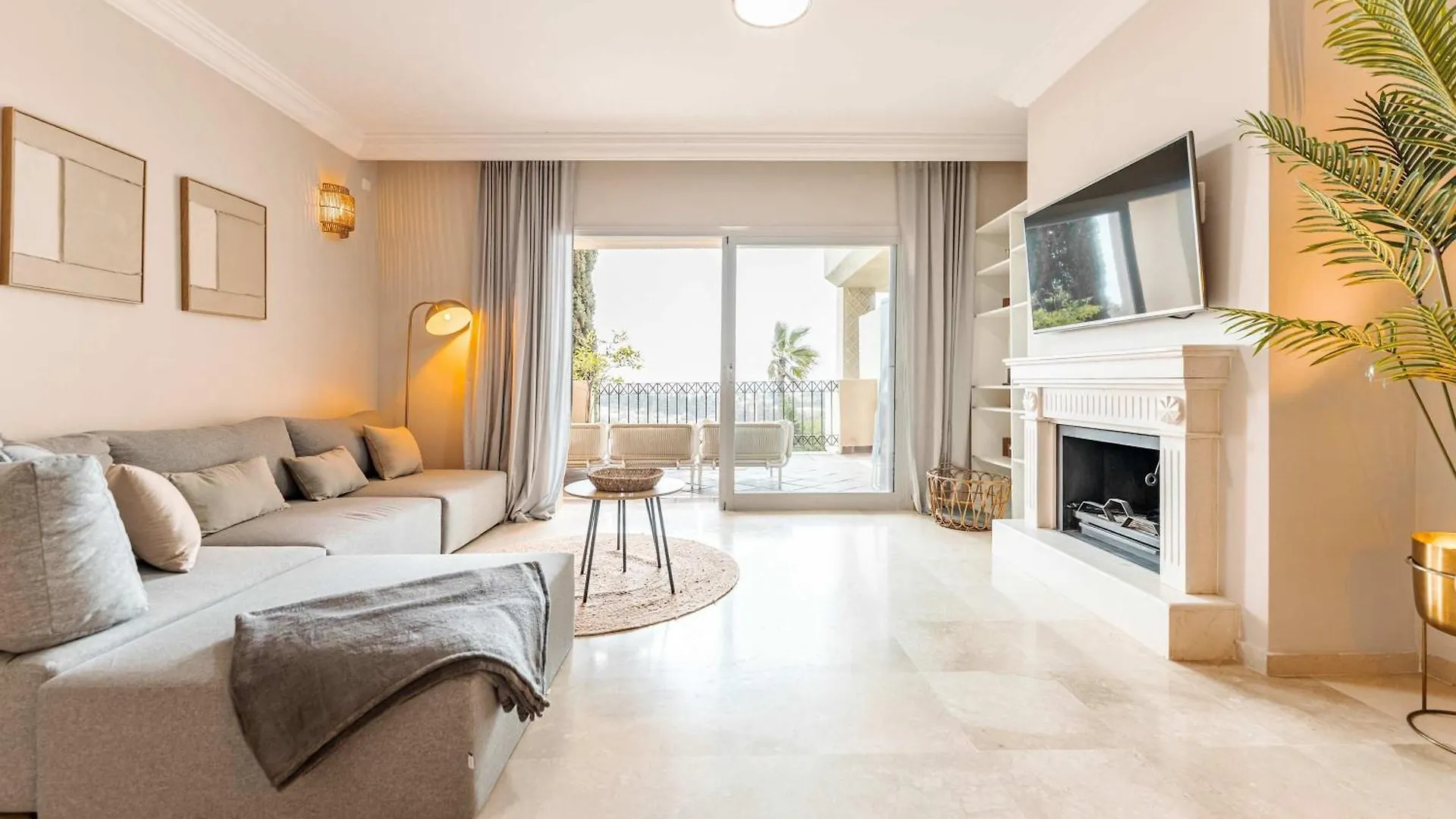 דירות אסטפונה Sea & Sun Hills Views Pool Jacuzzi